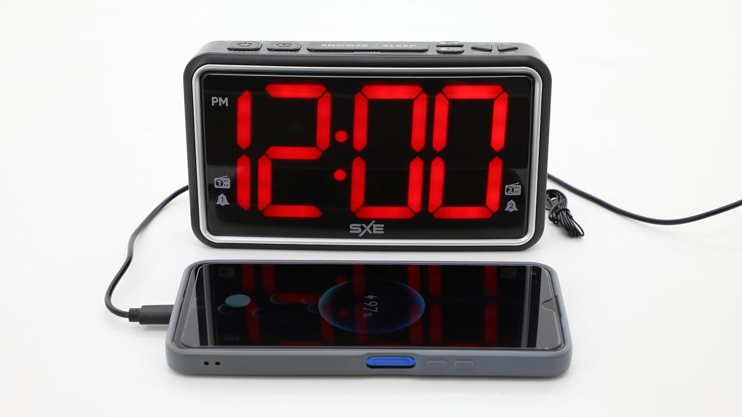 SXE Westclox Digital LED Alarm Clock Radio with USB Charging