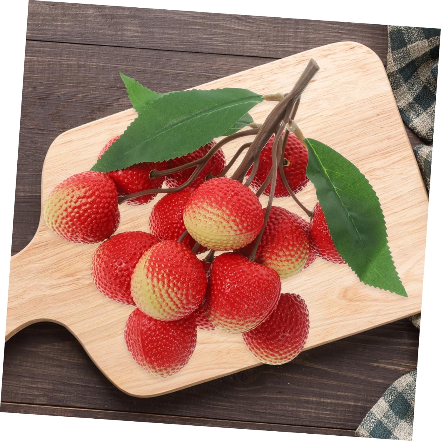 Wakauto Realistic Artificial Lychee Posing Prop